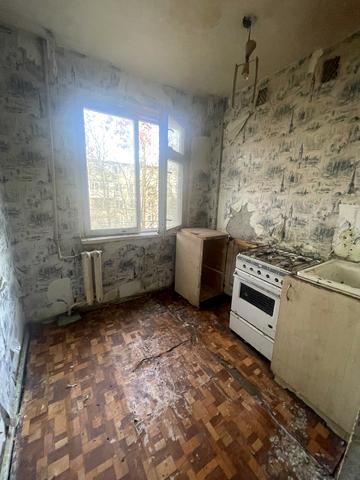 Небесної Сотні просп. (Маршала Жукова), 37