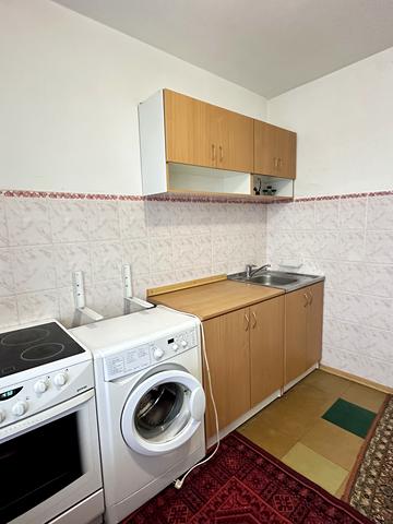 Слави бульв., 10