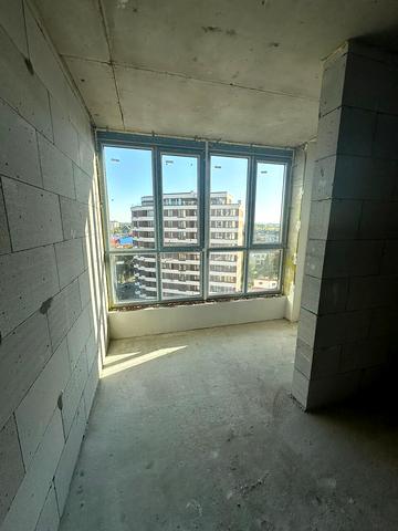 Володимира Івасюка вул., (Будинок 1)