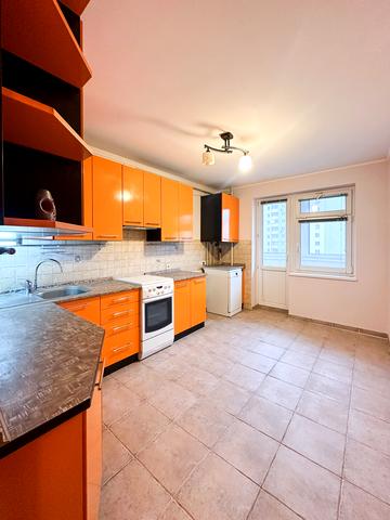 Гетьмана Павла Полуботка вул., 23