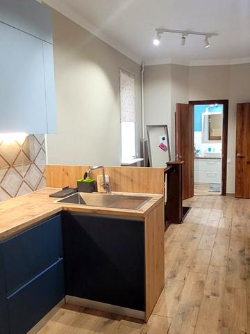 Весніна вул., 32