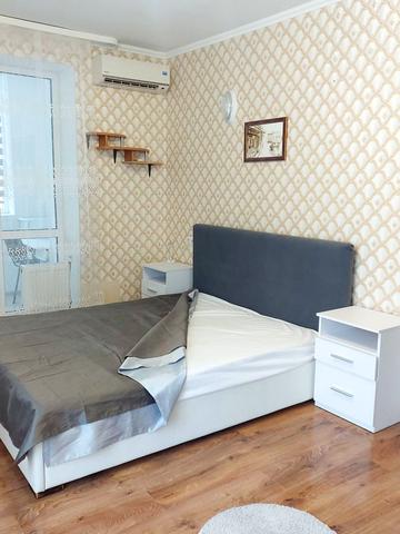 Лесі Українки вул., 74-В