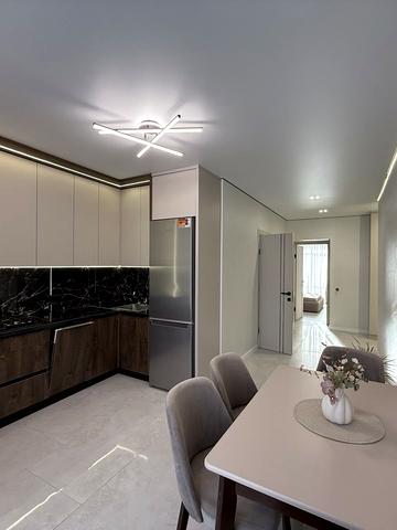 Княгинин вул., (Будинок 37)