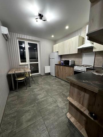 Заливна вул., 6