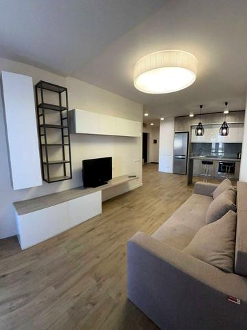 Вячеслава Липинського вул. (), 28