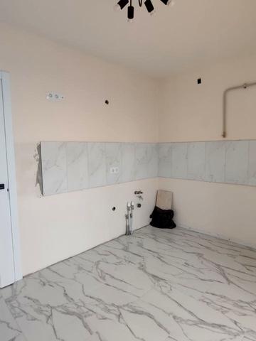 Пасічна вул., 15, 15а, 15б