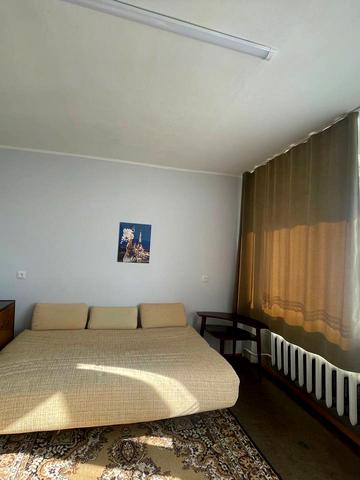 Радість вул., 24