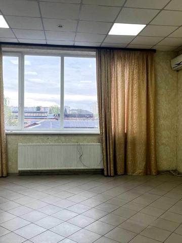 Дубнівська вул., 22б