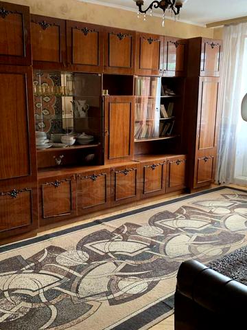 Івана Величковського вул., 34