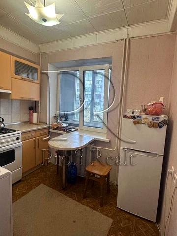 Березняківська вул., 22