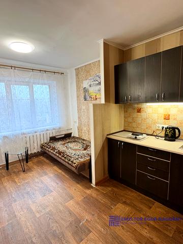 Краснопільська вул., 6