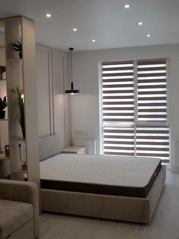 Павела Йозефа Шафарика вул. (), 1