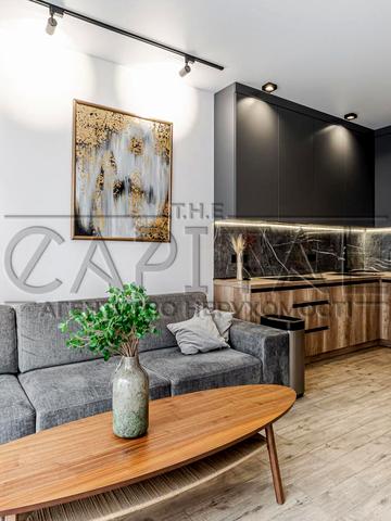 Предславинська вул., 57