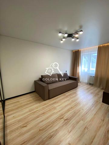 Поштовий просп. (Карла Маркса), 76