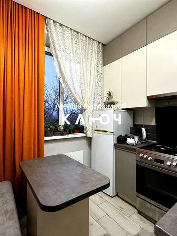 Європейський просп., 9