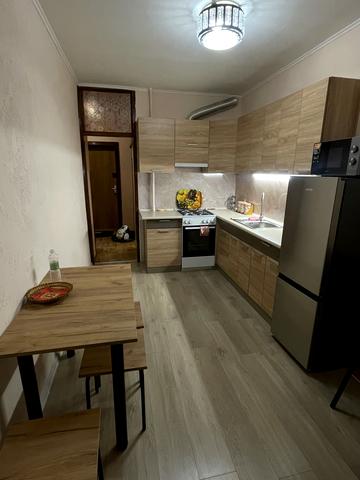 Володимира Великого вул. (Артема), 47а