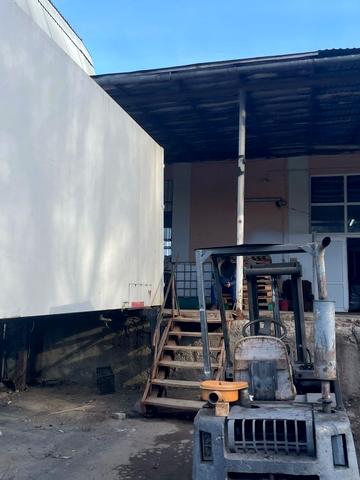 Богдана Хмельницького вул., 102