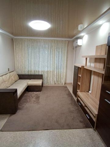 Терещенківська вул. (Червоного Козацтва), 10