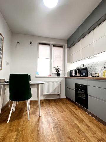 Миру вул., 31