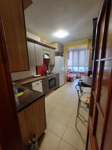 Волошкова вул., 2