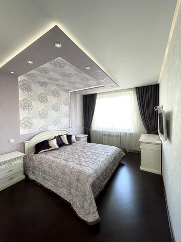 Валерія Лобановського просп. (Червонозоряний), 4-Ж