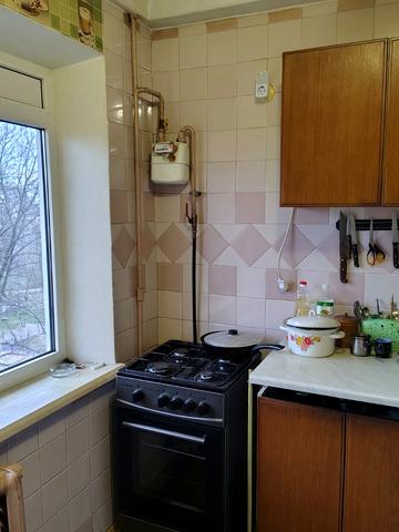 Київська вул., 5