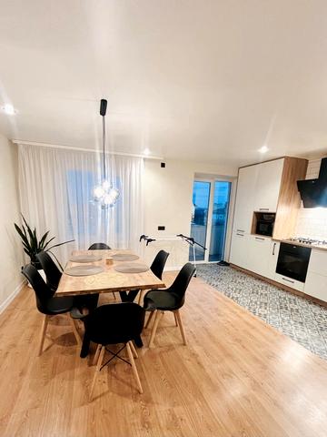 Академіка Тамма вул., 3/163