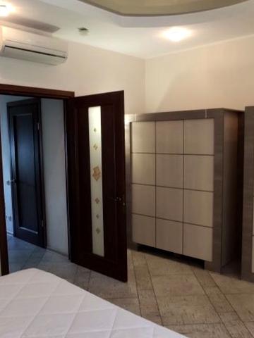 Михайла Грушевського вул., 34-А