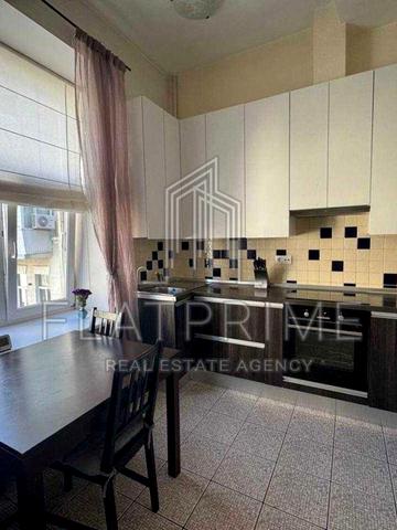 Січових Стрільців вул. (Артема), 40