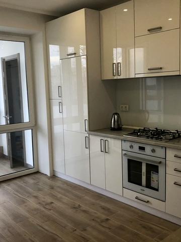 Карла Мікльоша вул., 9