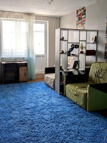 Велика Кільцева вул., 16