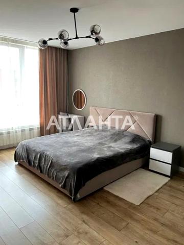 Машинобудівників вул., 16