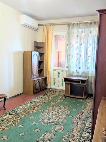 Данила Галицького вул., 3