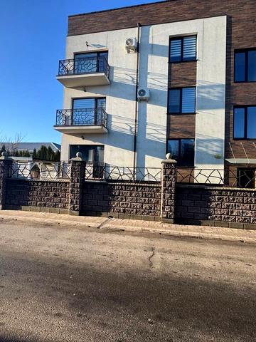 Назара Небожинського вул. (Павлюченка), 47