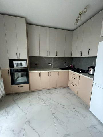 Володимира Великого вул. (Артема), 10в