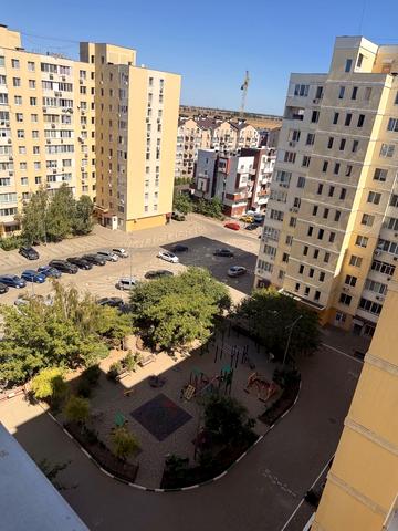 Владислава Бувалкіна вул., 56