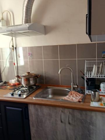 Айвазовського вул., 11