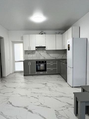 Весела вул., 8