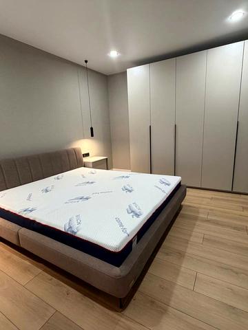 Володимира Івасюка просп. (Героїв Сталінграду), 24