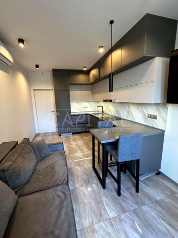 Антоновича вул. (Горького), 109