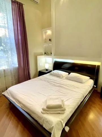 Софіївська вул., 4