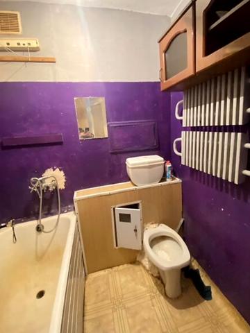 Клима Савури вул., 9