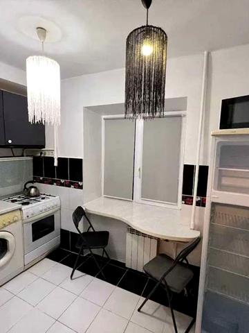 Русанівська набережна вул., 10