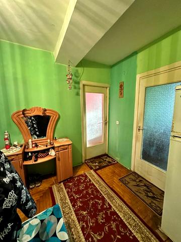 Михайла Грушевського вул., 39