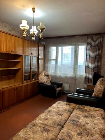 Деміївська вул., 53