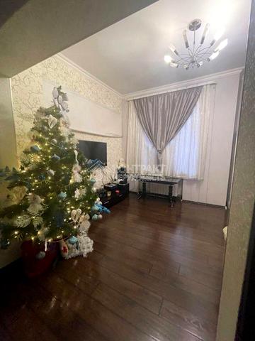 Героїв Харкова просп. (Московський), 135а