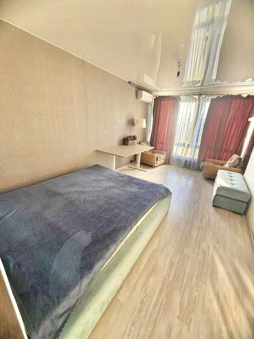 Андрія Малишка вул., 25