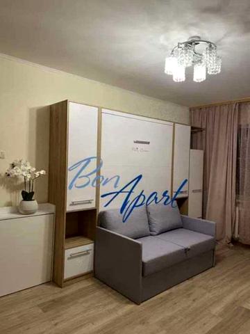 Жмеринська вул., 32