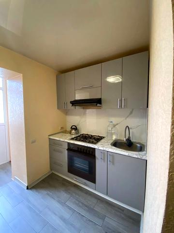 Василя Симоненка вул., 7а