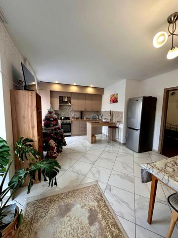 Кільцева вул., 16